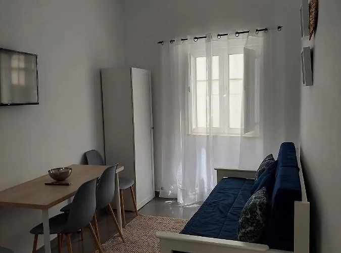 Sea Air Local * نازاريه