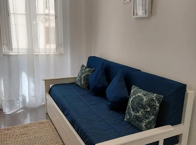 Sea Air Local شقة *